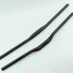 Guidon de vélo noir et rouge mat