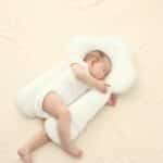 Oreiller ergonomique dodo pour bébé forme nuage