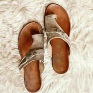 Tongs orthopédiques à bout ouvert