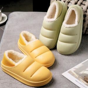 Chaussons femme fourrés semelle imperméable