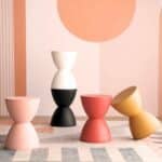 Tabouret en forme de sablier