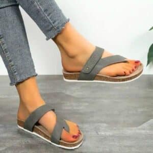 Tongs plates orthopédiques grises