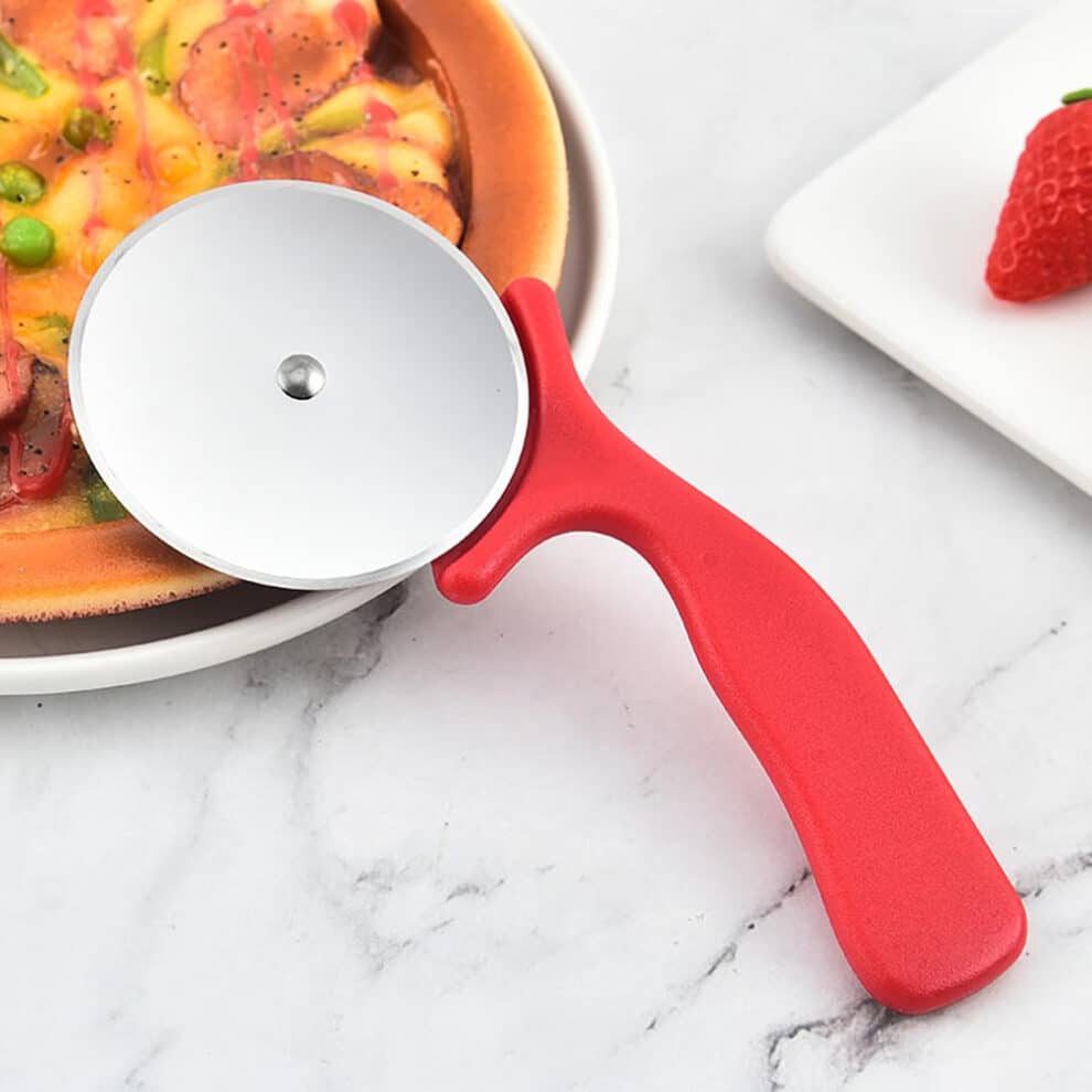 Outil Cuisine Bascule Coupe-pizza Pozzello ZiiPa - Lame Acier Et Manche Bois Ergonomique Rouleau Coupe-pizza
