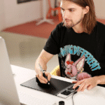 Stylo Ergonomique sans Batterie pour Tablette Numérique avec Huit Pointes de Rechange