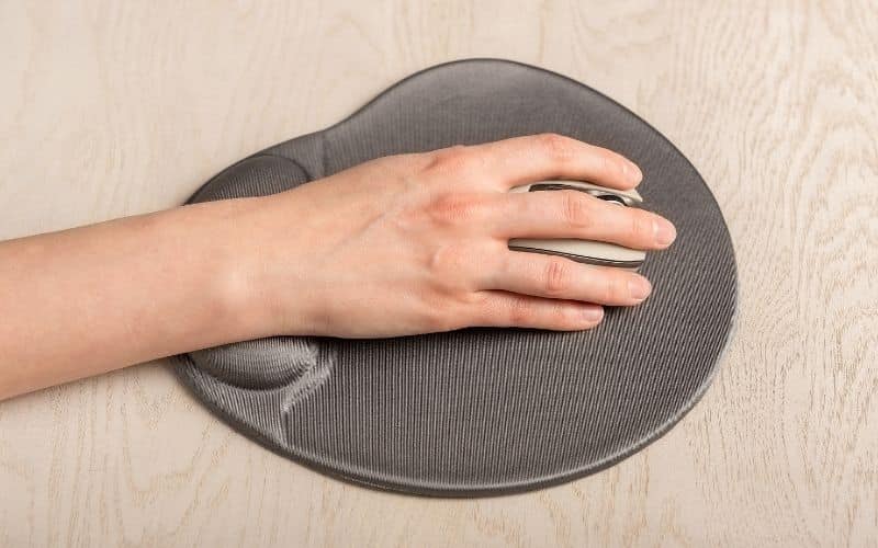 Comment améliorer son confort lorsqu'on travaille chez soi ? Bureautique comment ameliorer confort lorsquon travaille chez soi 3
