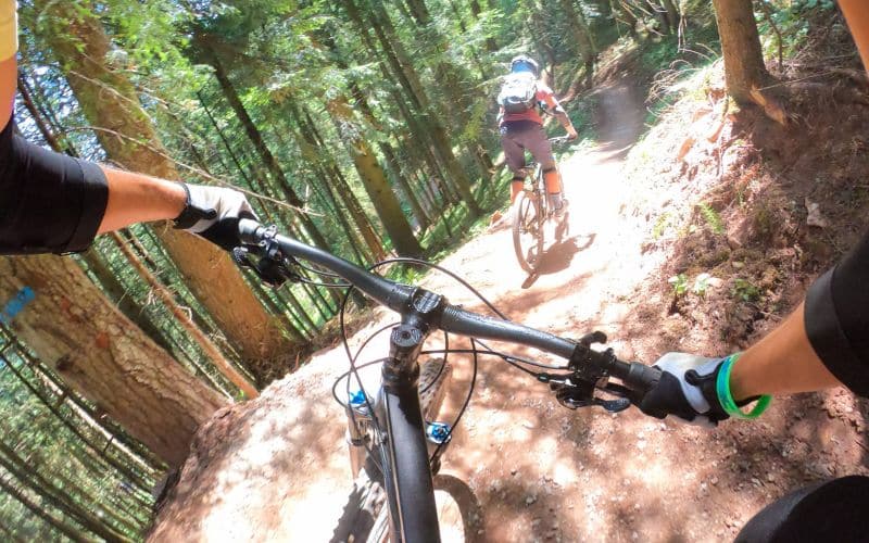 Pourquoi Choisir des Poignées de VTT Ergonomiques : Avantages pour les Cyclistes Pourquoi Choisir des Poignées de VTT Ergonomiques : Avantages pour les Cyclistes Transport pourquoi choisir poignees vtt ergonomiques avantages cyclistes 6