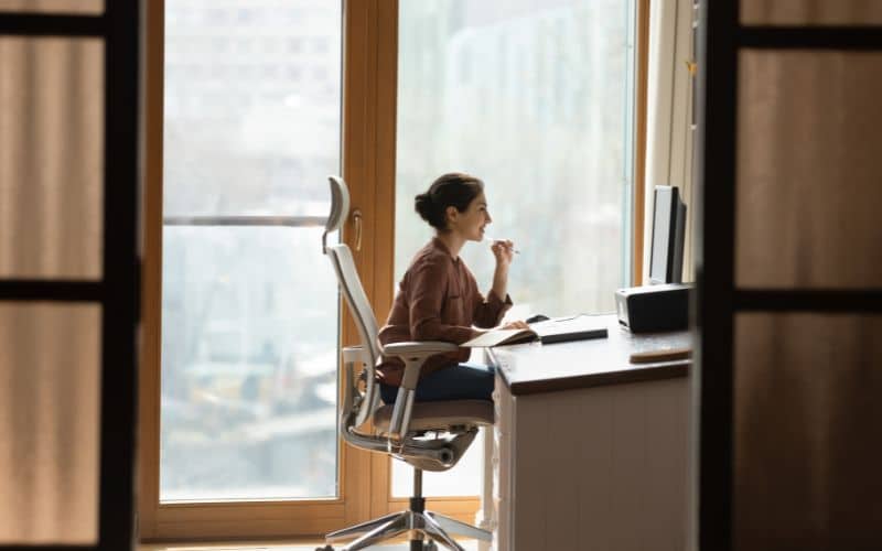 5 astuces pour améliorer son confort au travail Bureautique 5 astuces ameliorer confort travail 5