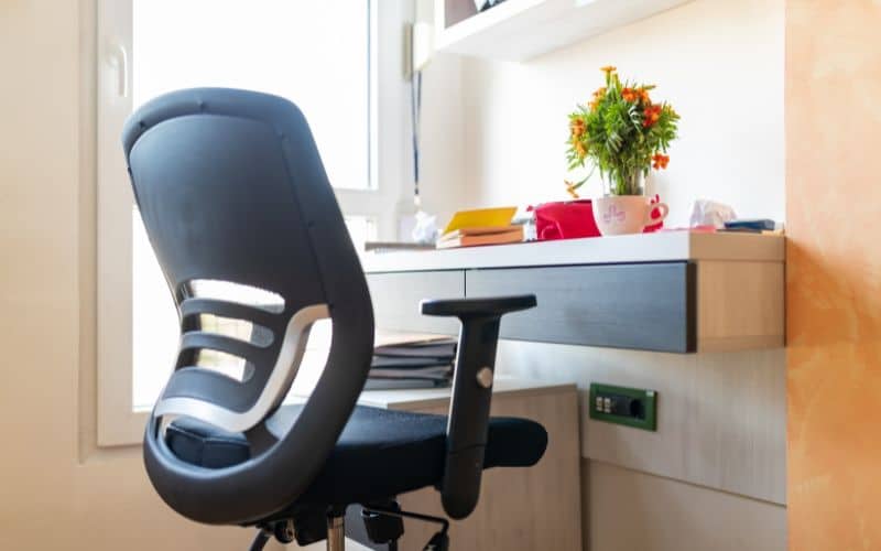 5 astuces pour améliorer son confort au travail Bureautique 5 astuces ameliorer confort travail 6