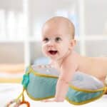 Oreiller Orthopédique Bébé en U avec Jouet Sensoriel